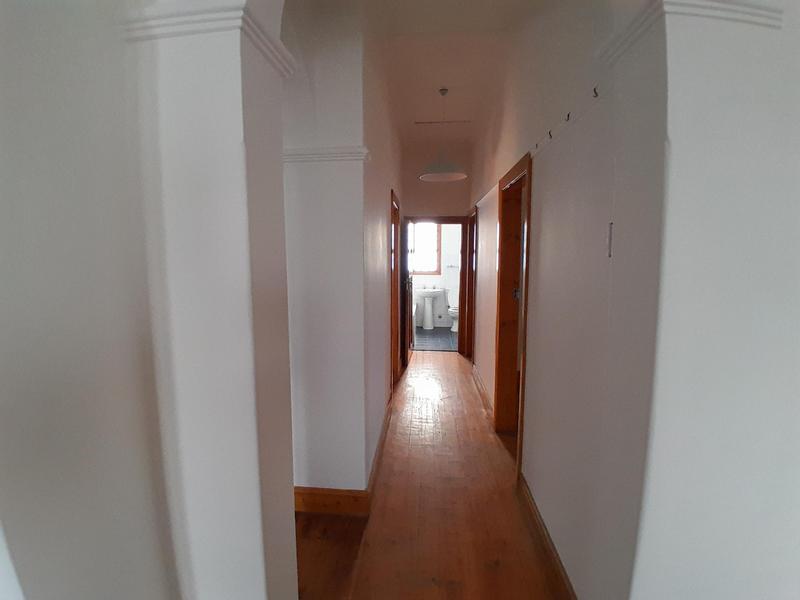To Let 2 Bedroom Property for Rent in Gardens Western Cape